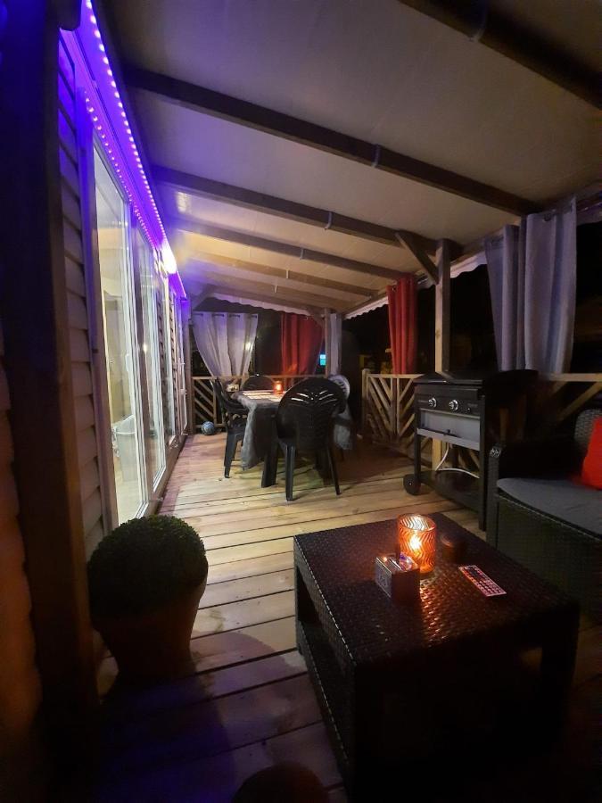 Grand Mobilhome Spacieux 8 Places Frejus/straphael Campsite Frejus