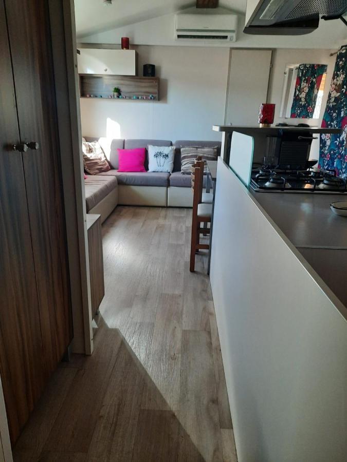 Campsite Grand Mobilhome Spacieux 8 Places Frejus/straphael *