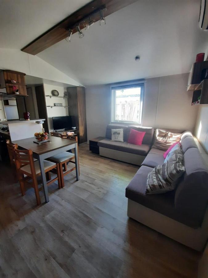 Grand Mobilhome Spacieux 8 Places Frejus/straphael Frejus